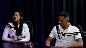 Recebeu uma proposta pra gravar nunca fez um sexo anal daquele jeito fez atendimentos fora do país e o preconceito e o que julgam as mulheres vivy marques & jhony bomba watch sheer red