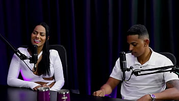 Recebeu uma proposta pra gravar nunca fez um sexo anal daquele jeito fez atendimentos fora do país e o preconceito e o que julgam as mulheres vivy marques & jhony bomba watch sheer red