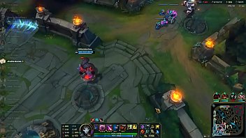 Novinho rolando em meio a putaria