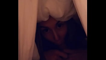 Amateur quick morning blowjob and cum swallowing