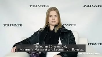 Newbie violette hardcore introduction