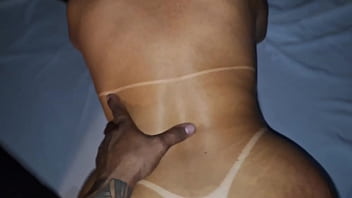 Dei pro meu personal gostoso no pelo e fiquei toda melada pra esse personal gostoso