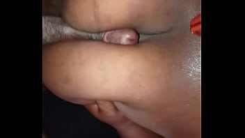 Wetjuicypussy1 no sex but she gives me sweet masupaytion and romance