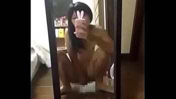 鏡越しオナニー