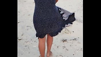 Mostrándome desnuda en público