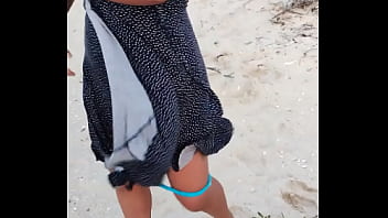 Mostrándome desnuda en público