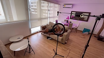 Stepmom and stepson risky cum in mouth behind the scenes