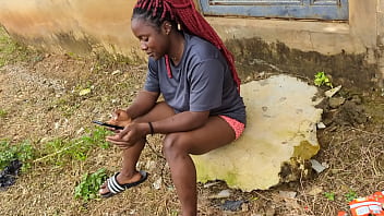 A conversation between harveyxbush and itxqueen