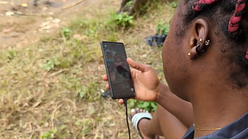 A conversation between harveyxbush and itxqueen