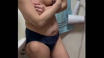 Today's wife beautiful nipples filmed in the bath before sex