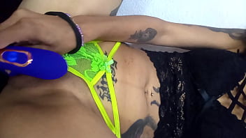 Relajado con un vibrador