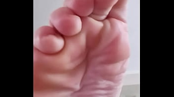 My legs are ready to play with your cock