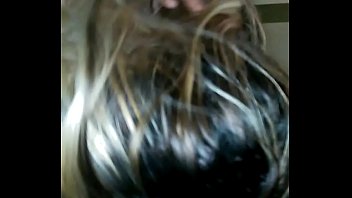 Slut blows in hotel room