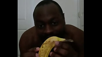 Similar colors to creamy peanut butter 4