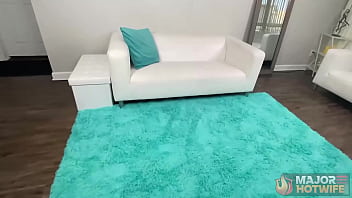 Syren de mer swallows rome major's big warm cumshot