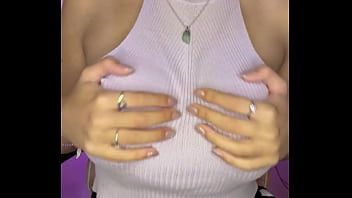 Que piensas de mis tetas grandes