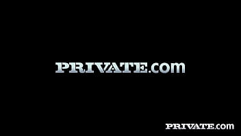 Watch how sarah sultry pays the bill