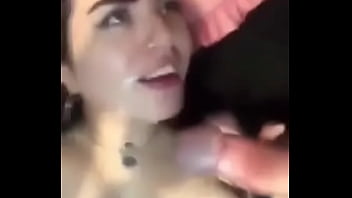 Amiga do trabalho mamou ate sair leitinho