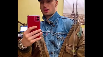 #vintage #leather #avirex #meninleather #maninleather #leathergay #jeansfetish #levisjeans #leatherandjeans