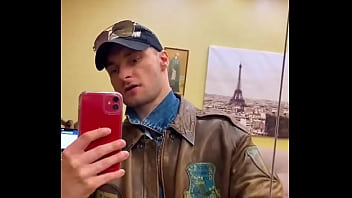 #vintage #leather #avirex #meninleather #maninleather #leathergay #jeansfetish #levisjeans #leatherandjeans