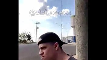Mostrando O Pau Em Público thumbnail