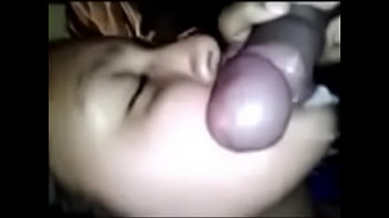 Amateur blowjob and facial