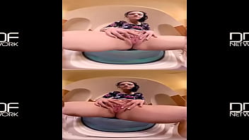 Masturbation Masterpiece Pussy Pleasin' Bubble Bath thumbnail