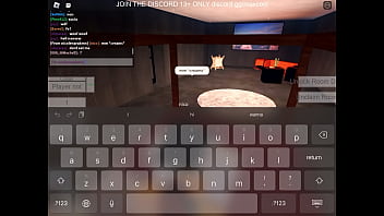 Elf hoe makes me nut in her mouth