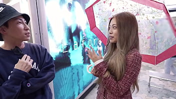 パート1 彼氏の要望でntrせちゃうギャル、ひなさん23歳が登場。チ●コ一本じゃ満足できない貪欲な褐色bodyに交互に中出し！カップル公認のntrセックス！！