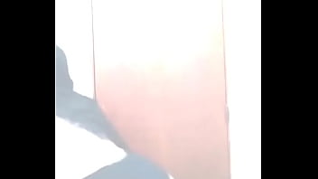 Mi amiga nalgona se pone a bailar para ser famosa