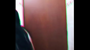 Mi amiga nalgona se pone a bailar para ser famosa