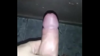 Gozando Na Parede thumbnail