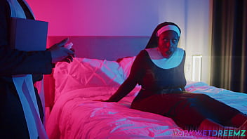 Bbw demon works that pussy on the dick