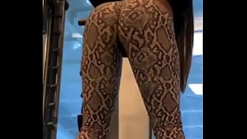Abrindo A Bunda thumbnail