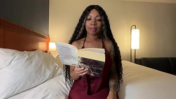 Reading With Eva Paker thumbnail