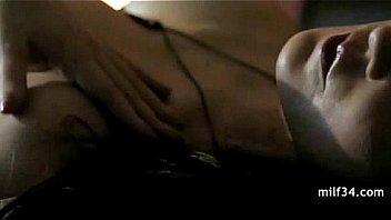 Hot cougar ready to fuck