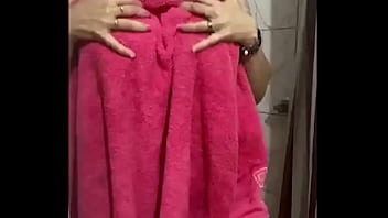 She just showered and slowly dries her naked body – tits & pussy tease
