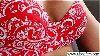 Freak girl use on camera all kind of sex toys movie 05