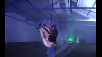 Beauty on beauty bondage act