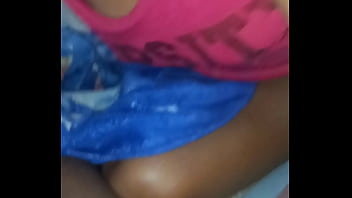 Esta chica me da excelente sexo garganta profundamente a babiado