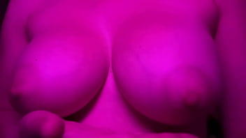 European stepmom artemisia love flashing her juicy boobs close up slow motion