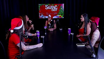 A preferência do tamanho de pau gostam dos que tem veias pulsando as diferentes bucetas especial swing cast de natal watch sheer red