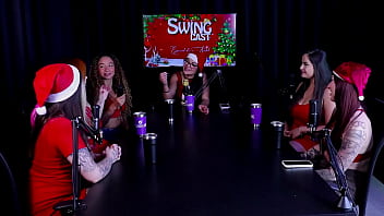 A preferência do tamanho de pau gostam dos que tem veias pulsando as diferentes bucetas especial swing cast de natal watch sheer red