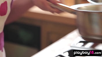 Naked cougar blondie introducing herself in a few words