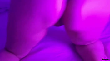 Madrasta assistindo filme pornô e se masturbando louca para dar