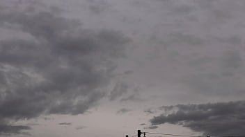 El gran culo de esta latina me hace venir