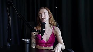 Contou Para A Mãe Não Acredita No Amor E Foi Para Uma Orgia Com A Amiga E Debora Esteves Watch Sheer Red thumbnail