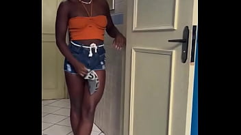 Quem quer live hoje será que o horario ja permite uma live com um seguidor do meu instagram riodedoideira doliveiracb21