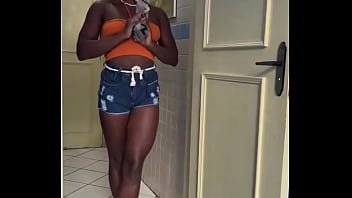 Quem quer live hoje será que o horario ja permite uma live com um seguidor do meu instagram riodedoideira doliveiracb21