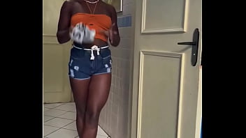 Quem quer live hoje será que o horario ja permite uma live com um seguidor do meu instagram riodedoideira doliveiracb21